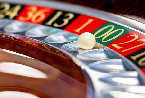 bp0777 platform showing Liga 1 markets, live-dealer tables, and slot games